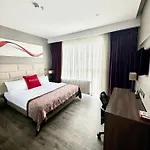 Ramada By Wyndham Hotel 3*