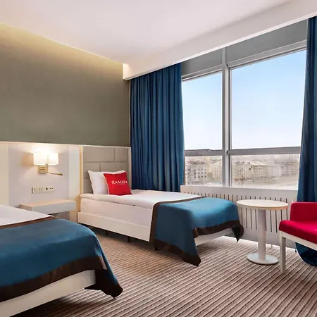 فندق Ramada By Wyndham