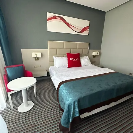 Hotel Ramada By Wyndham 3*