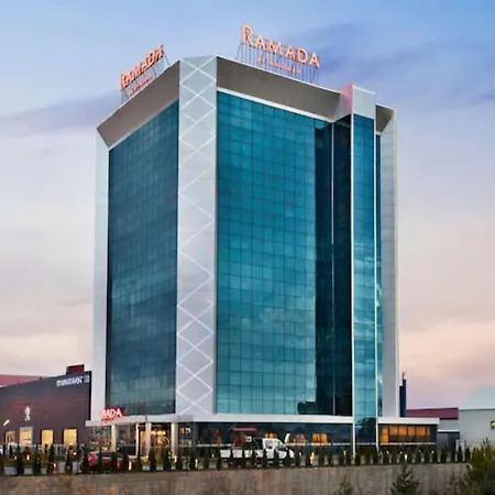 Ramada By Wyndham 3*