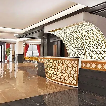 Hotel Ramada By Wyndham 3*