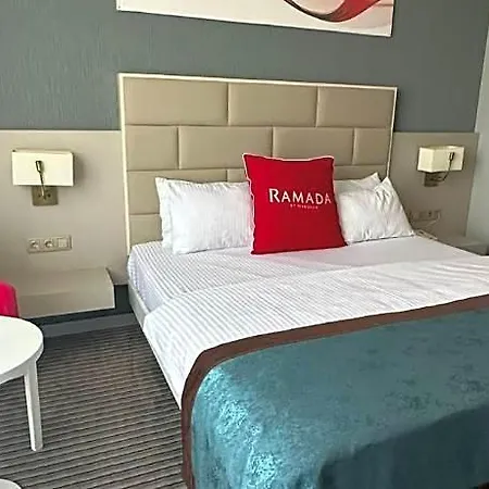 Ramada By Wyndham Hotel 3*
