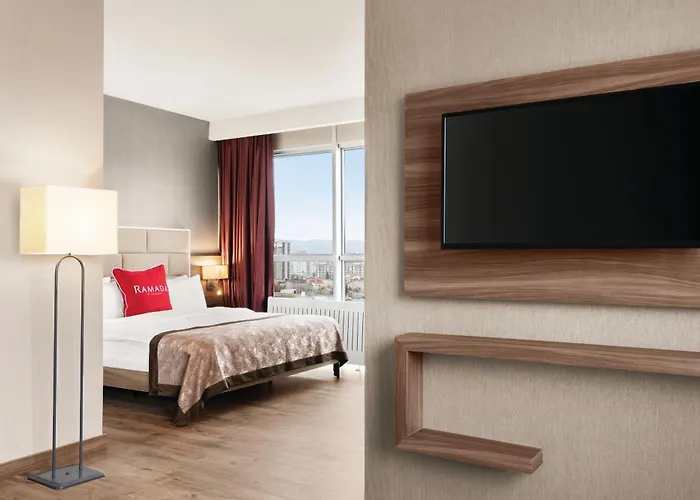 Hotel Ramada By Wyndham