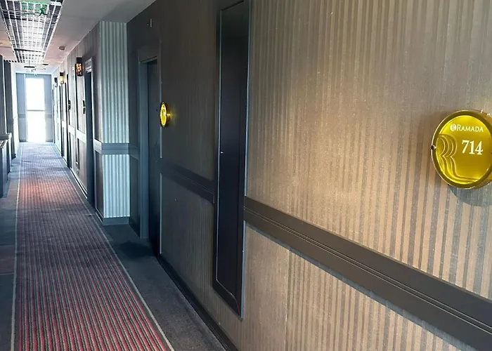 Ramada By Wyndham Hotel 3*