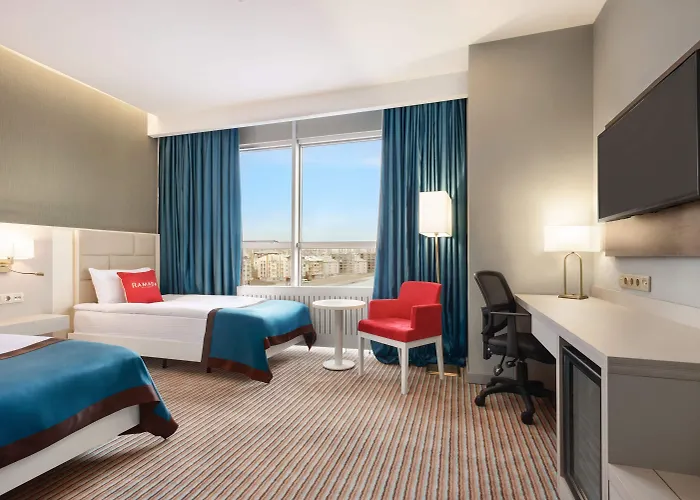 Hotel Ramada By Wyndham 3*