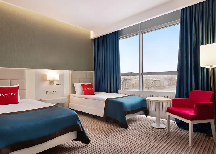 Hotel Ramada By Wyndham 3*